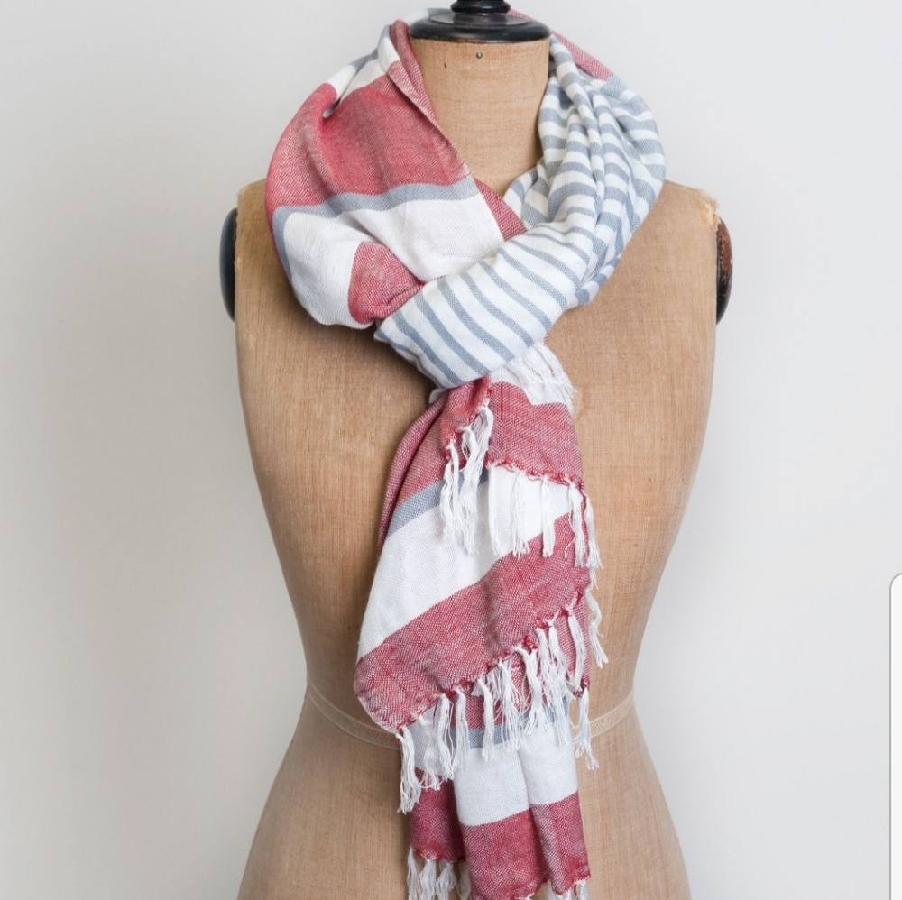 Lightweight cotton "beachcomber" scarf